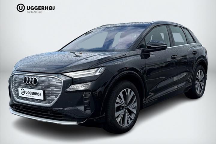 Sort Audi Q4 e-tron fra 2022 set udefra