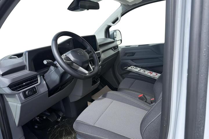 Grå VW e-Transporter fra 2025