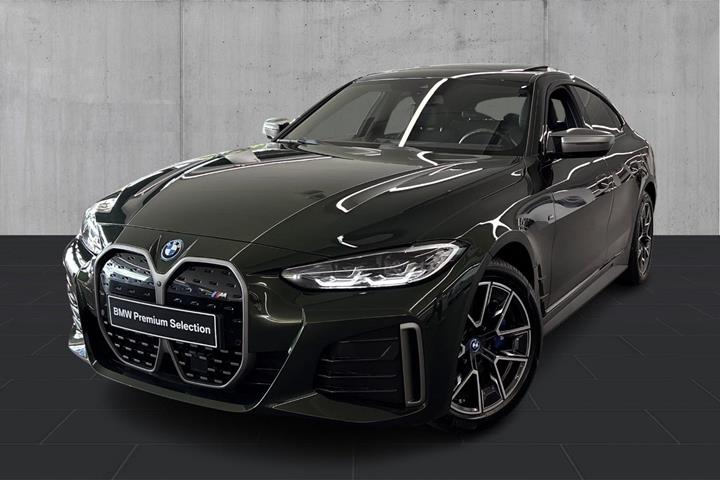 Grøn BMW i4 fra 2024
