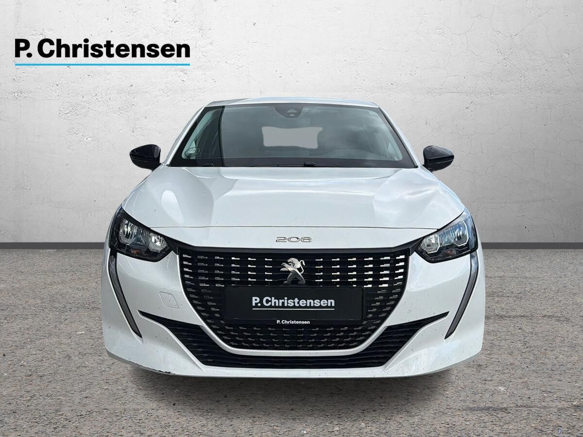Hvid Peugeot 208 fra 2023