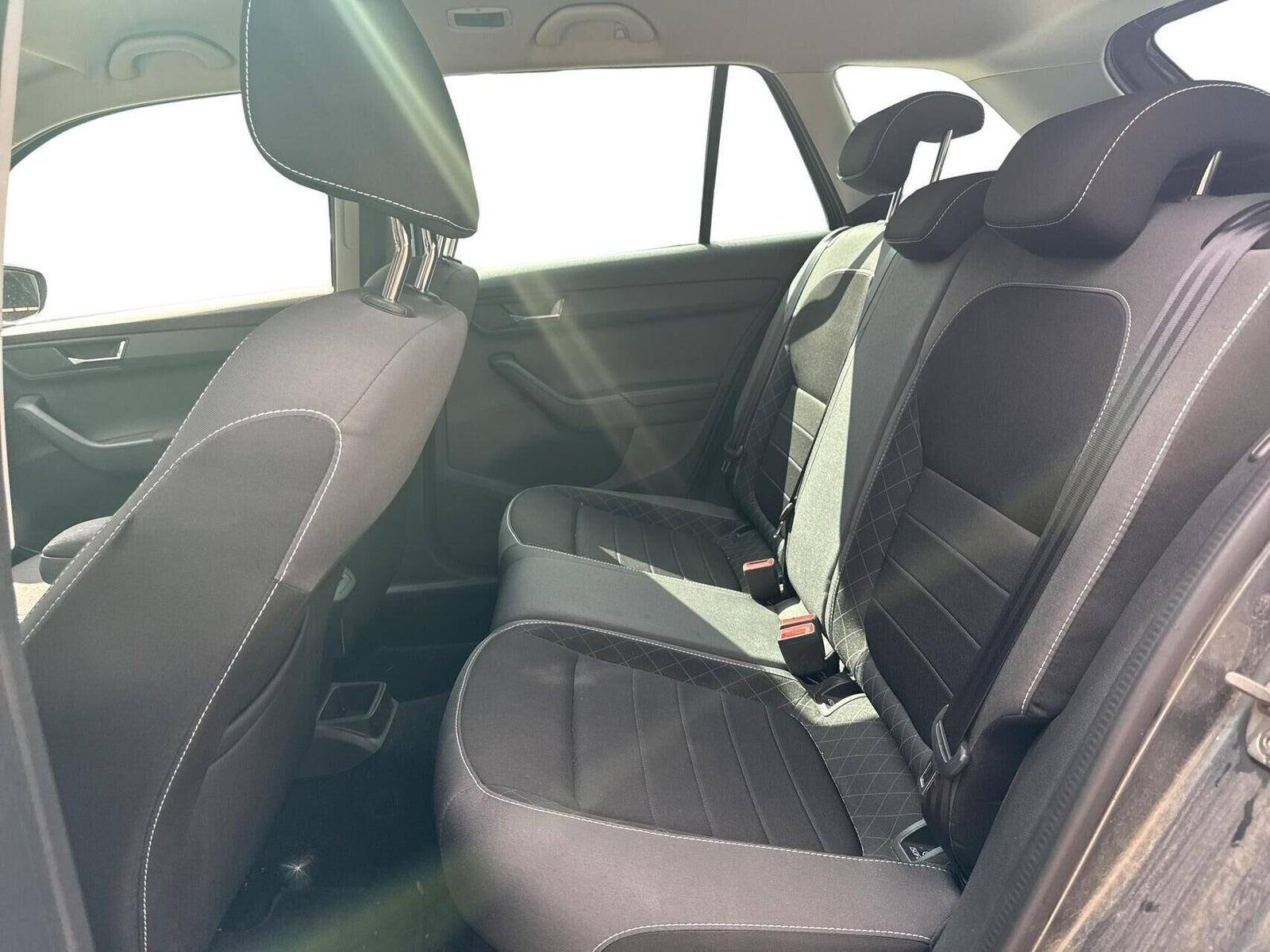 Grå Skoda Fabia fra 2021