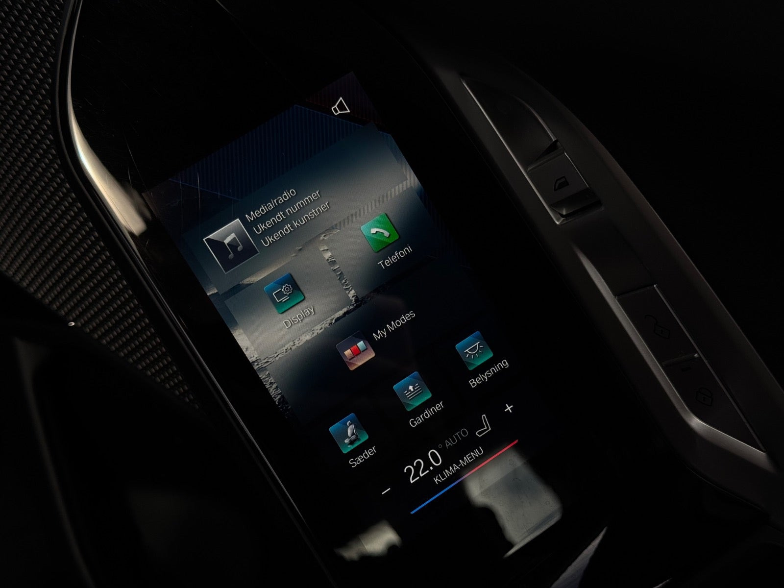 Sort BMW i7 fra 2023
