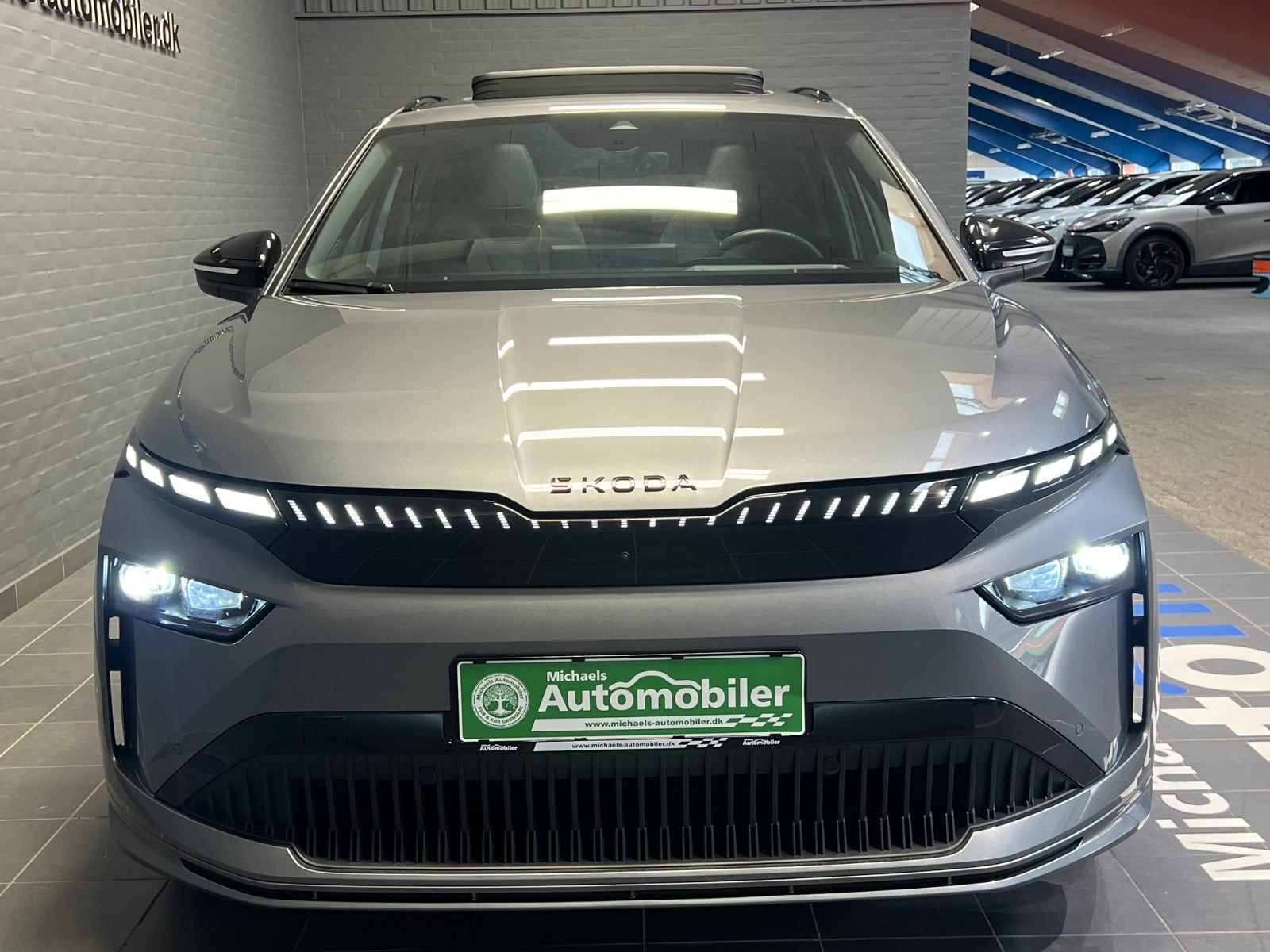 Grå Skoda Enyaq fra 2026