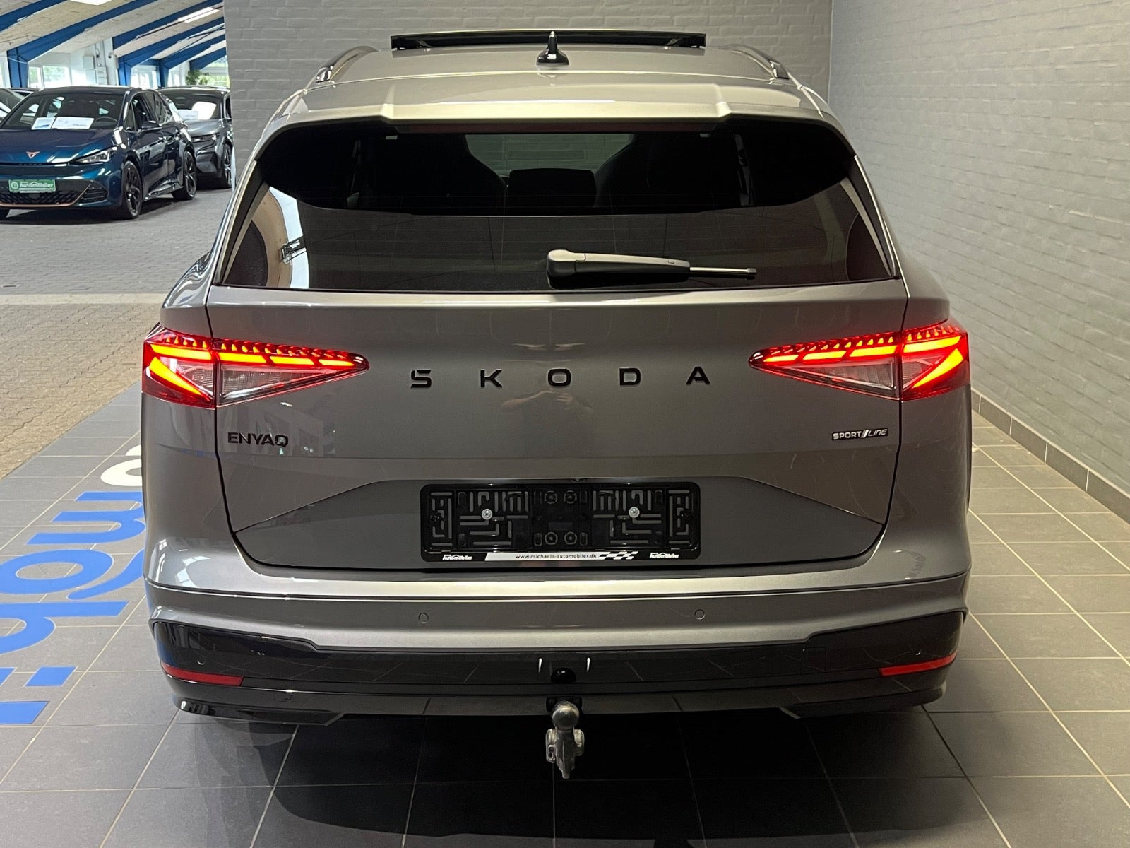 Grå Skoda Enyaq fra 2026