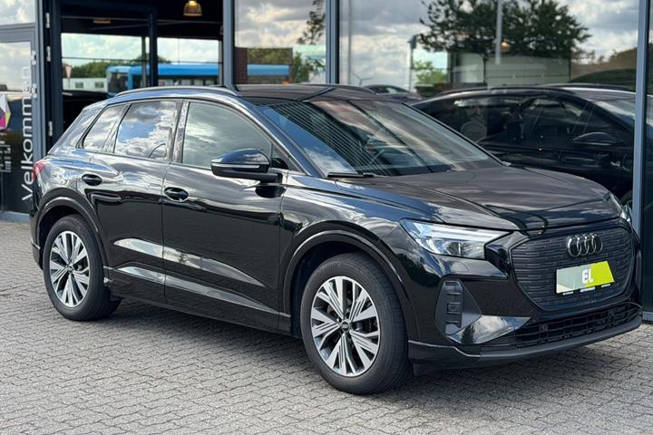 Sort Audi Q4 e-tron fra 2023
