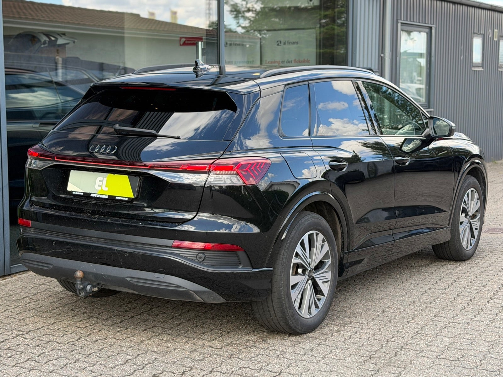 Sort Audi Q4 e-tron fra 2023