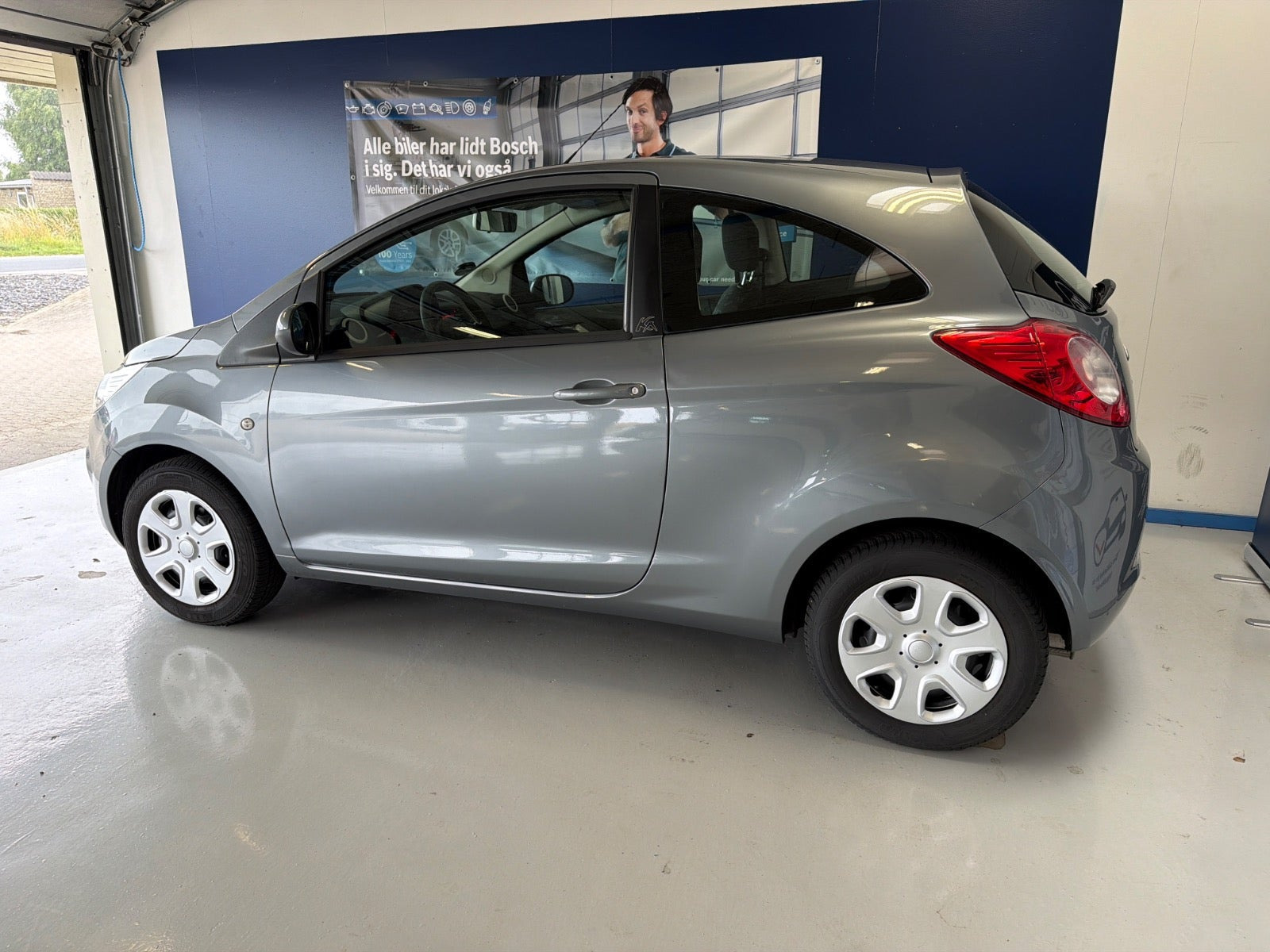 Grå Ford Ka fra 2015