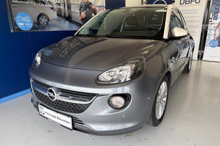 Grå Opel Adam fra 2017
