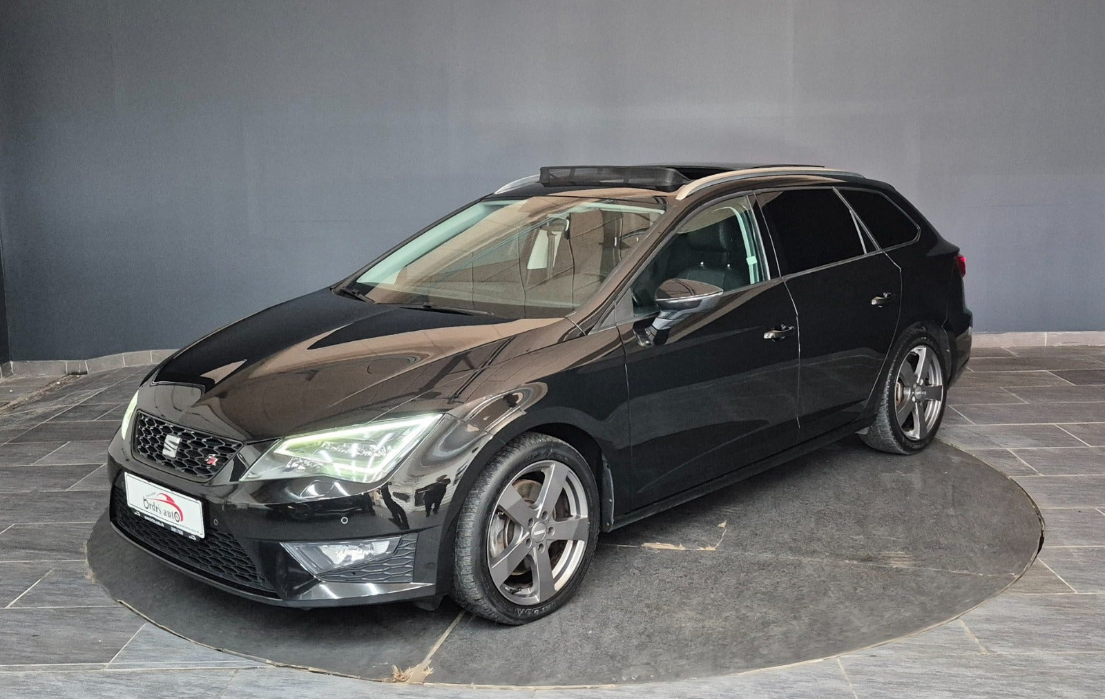 Sort Seat Leon fra 2016