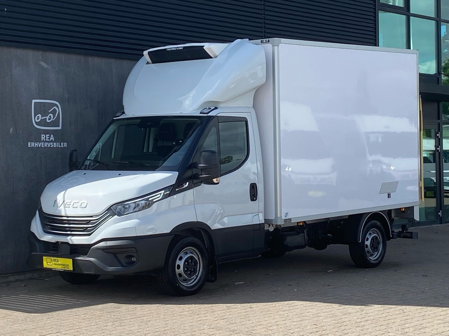 Iveco Daily 3,0 35S18 3750mm D 180HK Ladv./Chas. 8g Aut.
