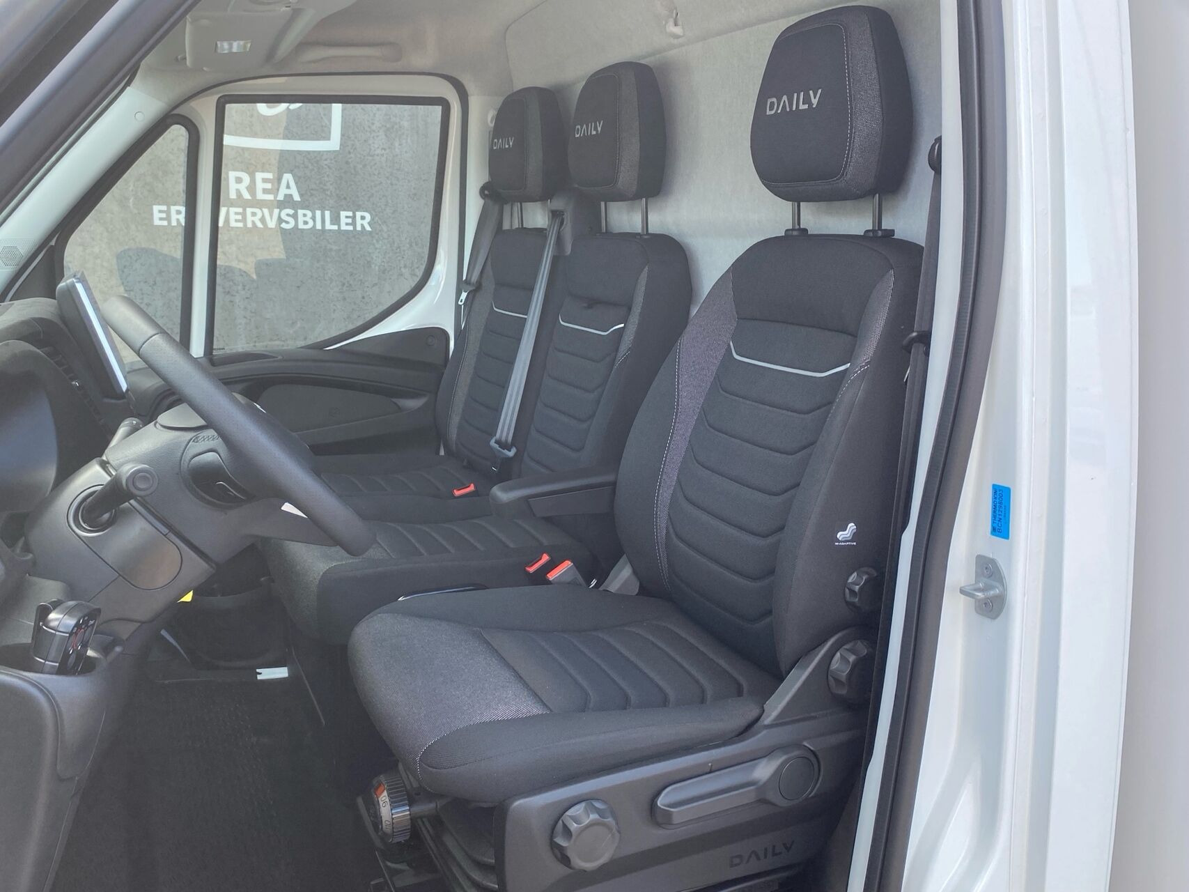 Hvid Iveco Daily fra 2026