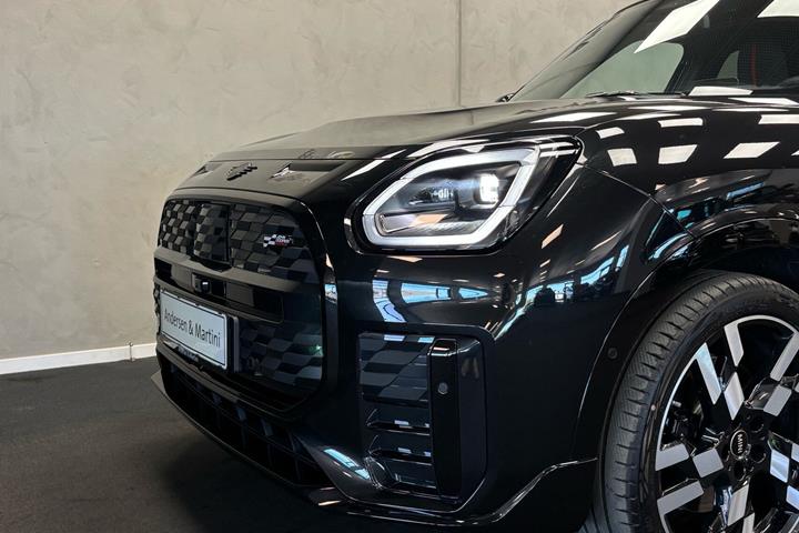 Sort Mini Countryman fra 2025