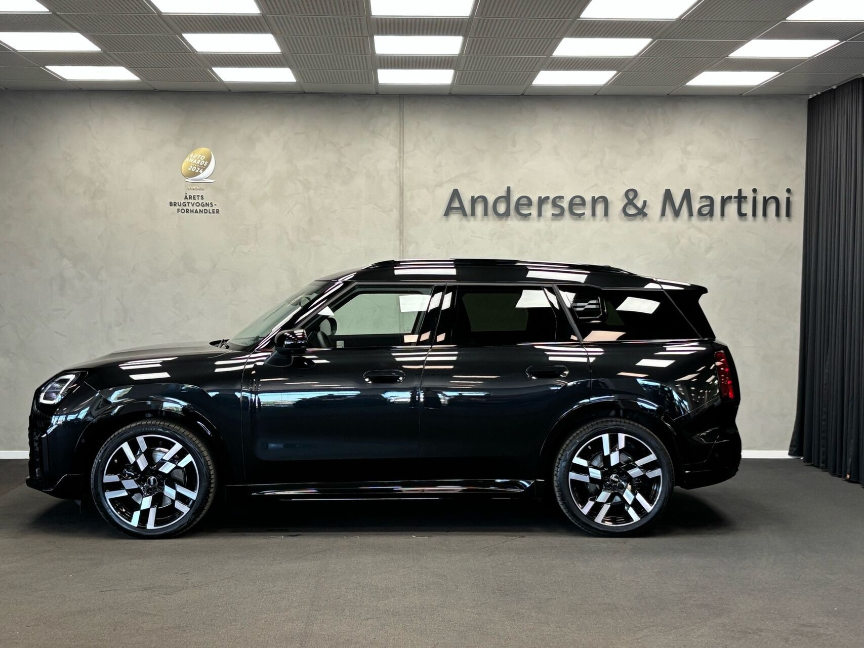 Sort Mini Countryman fra 2025