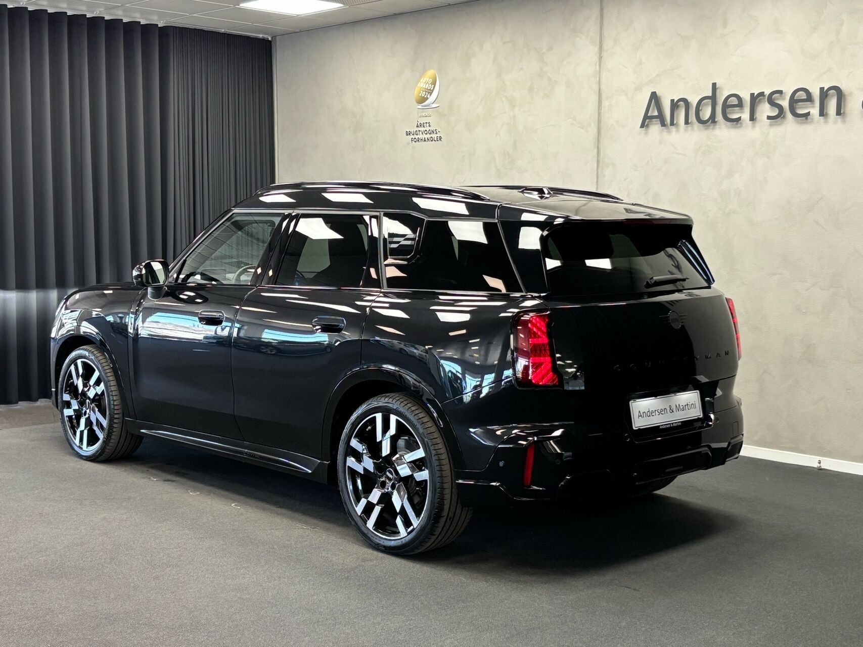 Sort Mini Countryman fra 2025