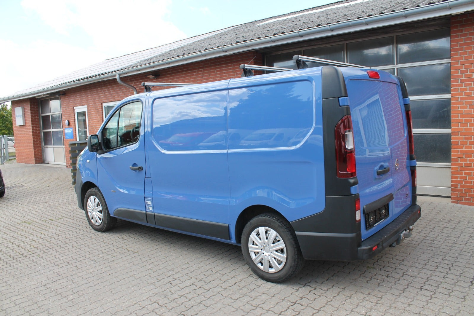 undefined Opel Vivaro fra 2016