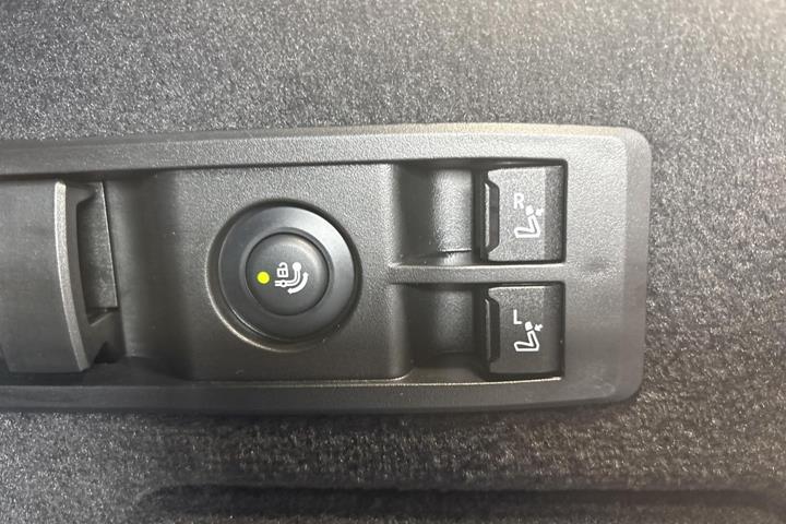 Blå BMW iX fra 2022
