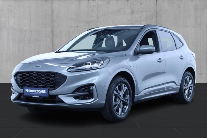 Sølv Ford Kuga fra 2023 set udefra