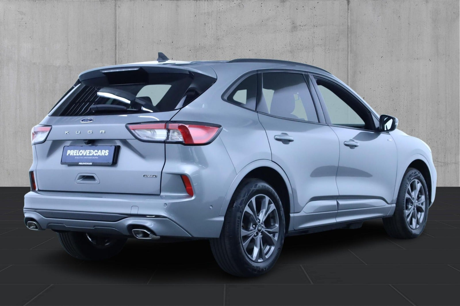 Sølv Ford Kuga fra 2023