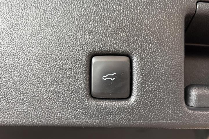 Sølv Ford Kuga fra 2023