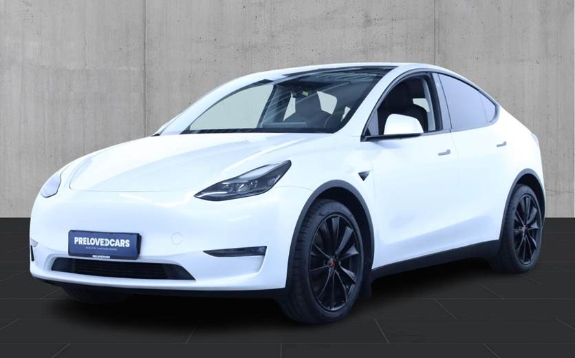 Tesla Model Y Long Range AWD