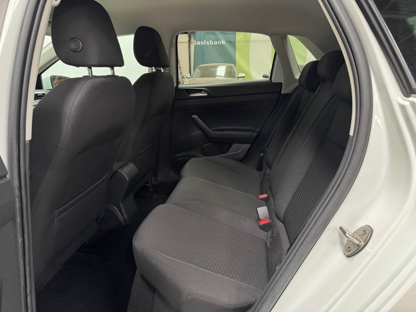 Hvid VW Polo fra 2018