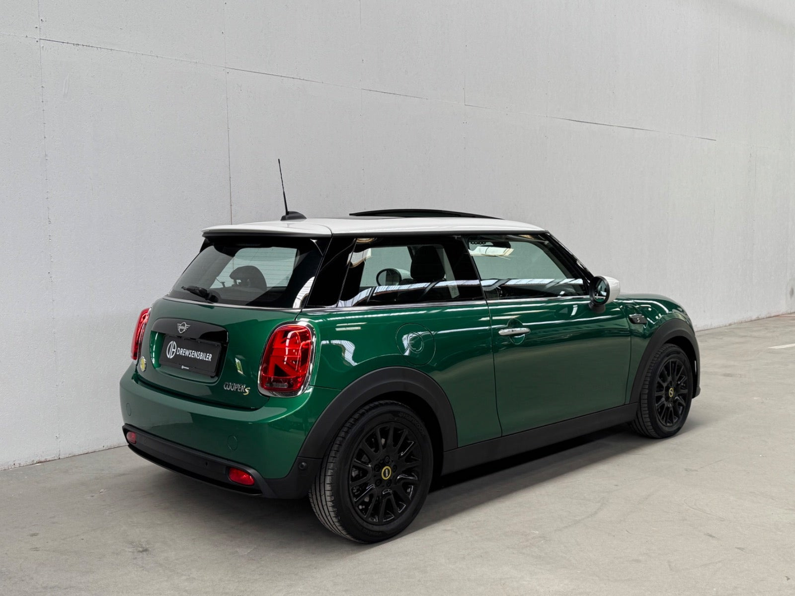 Grøn Mini Cooper SE fra 2022