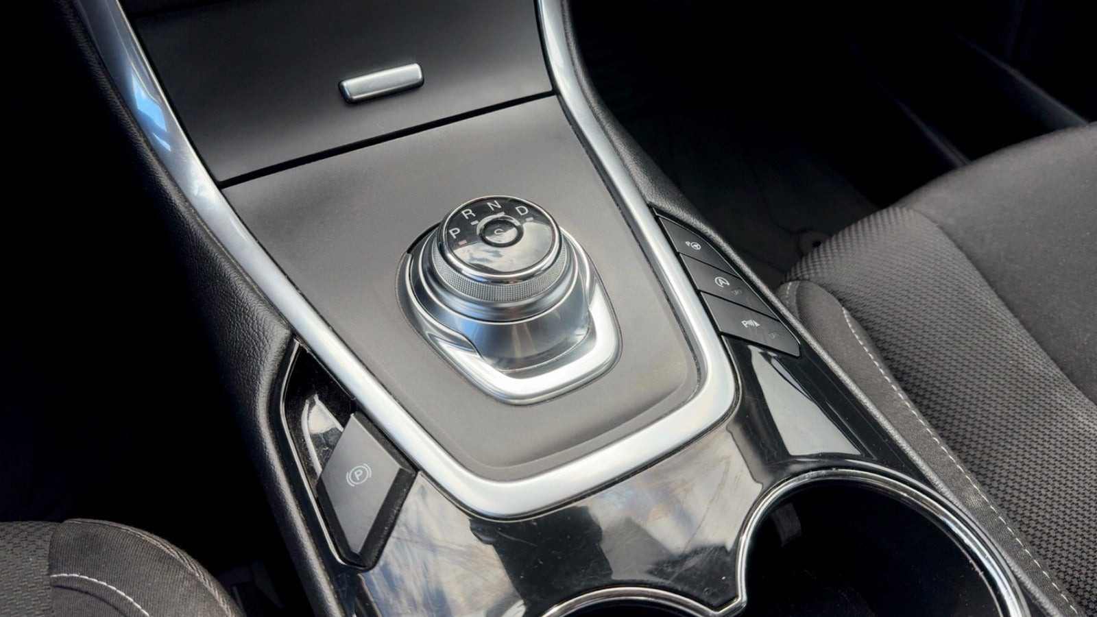 undefined Ford S-MAX fra 2019