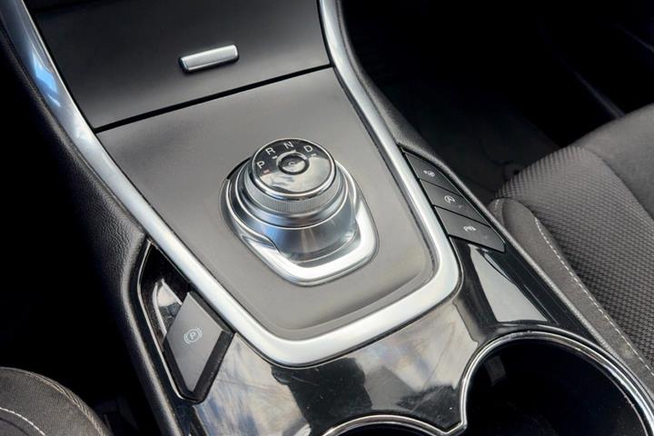 undefined Ford S-MAX fra 2019