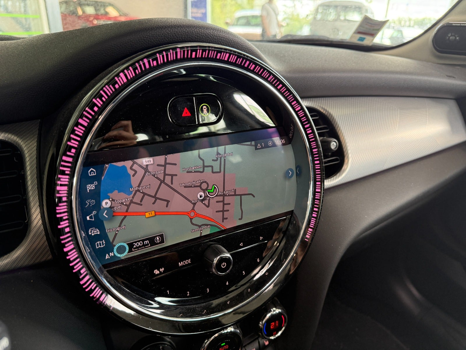Grå Mini Cooper SE fra 2023