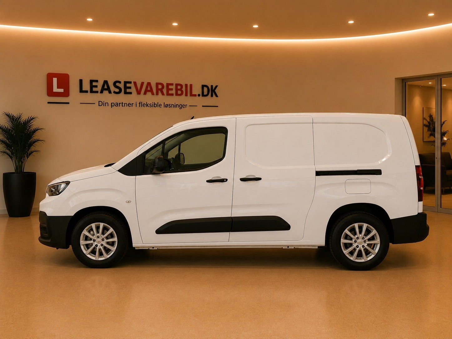 Hvid Toyota ProAce City fra 2025