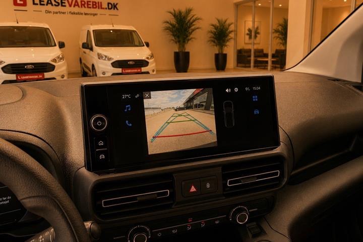 Hvid Toyota ProAce City fra 2025