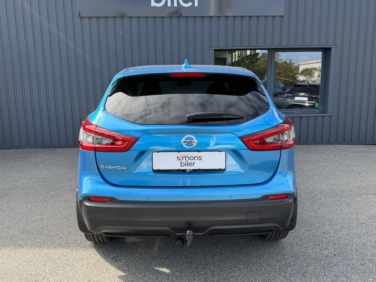 Blå Nissan Qashqai fra 2018