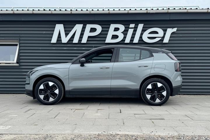Grå Volvo EX30 fra 2024
