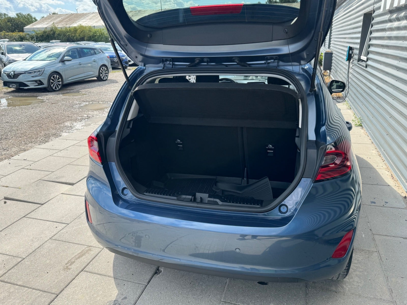Blå Ford Fiesta fra 2022