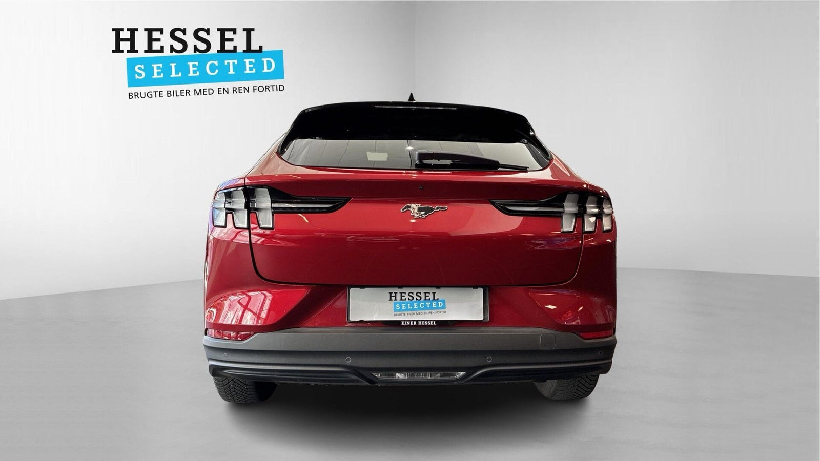 Rød Ford Mustang Mach-E fra 2022