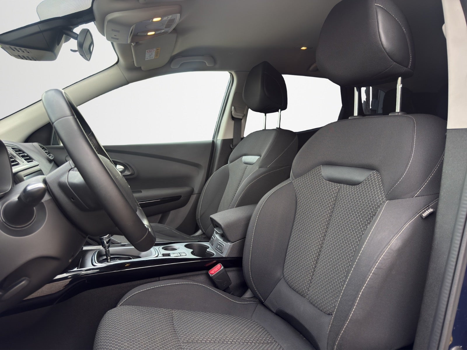 Blå Renault Kadjar fra 2021