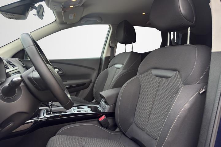 Blå Renault Kadjar fra 2021