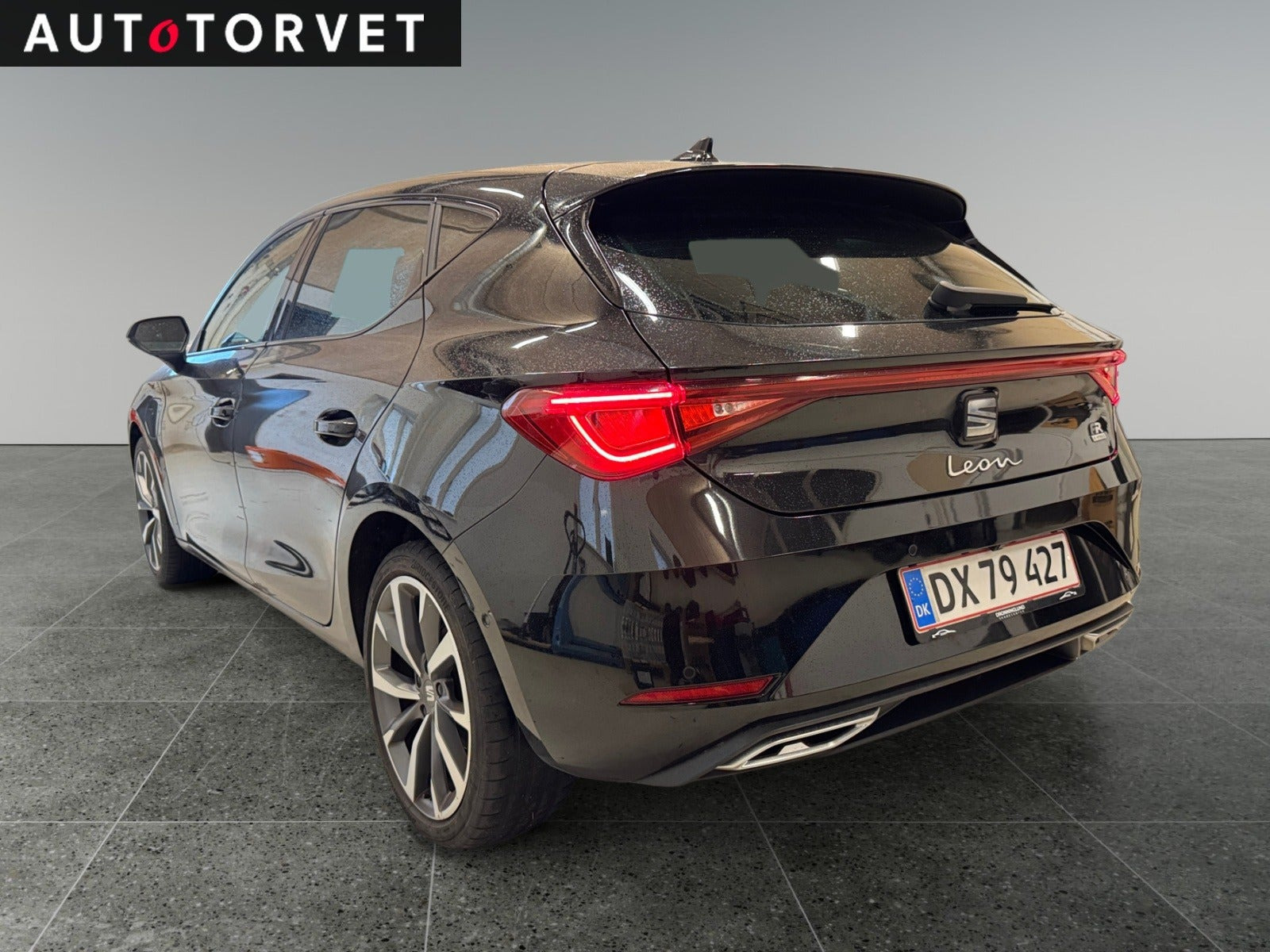 Sort Seat Leon fra 2021