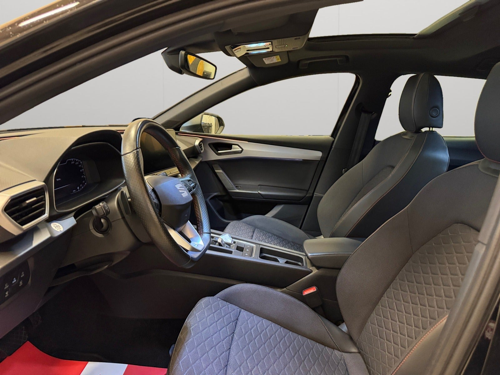 Sort Seat Leon fra 2021