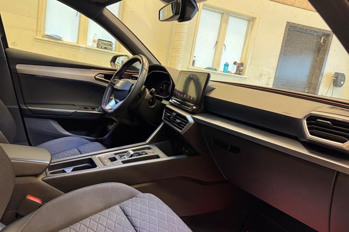 Sort Seat Leon fra 2021
