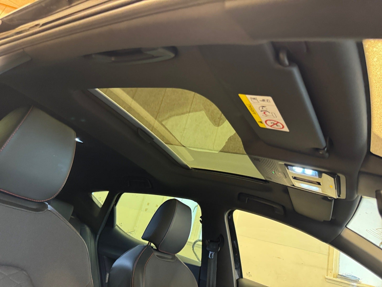 Sort Seat Leon fra 2021