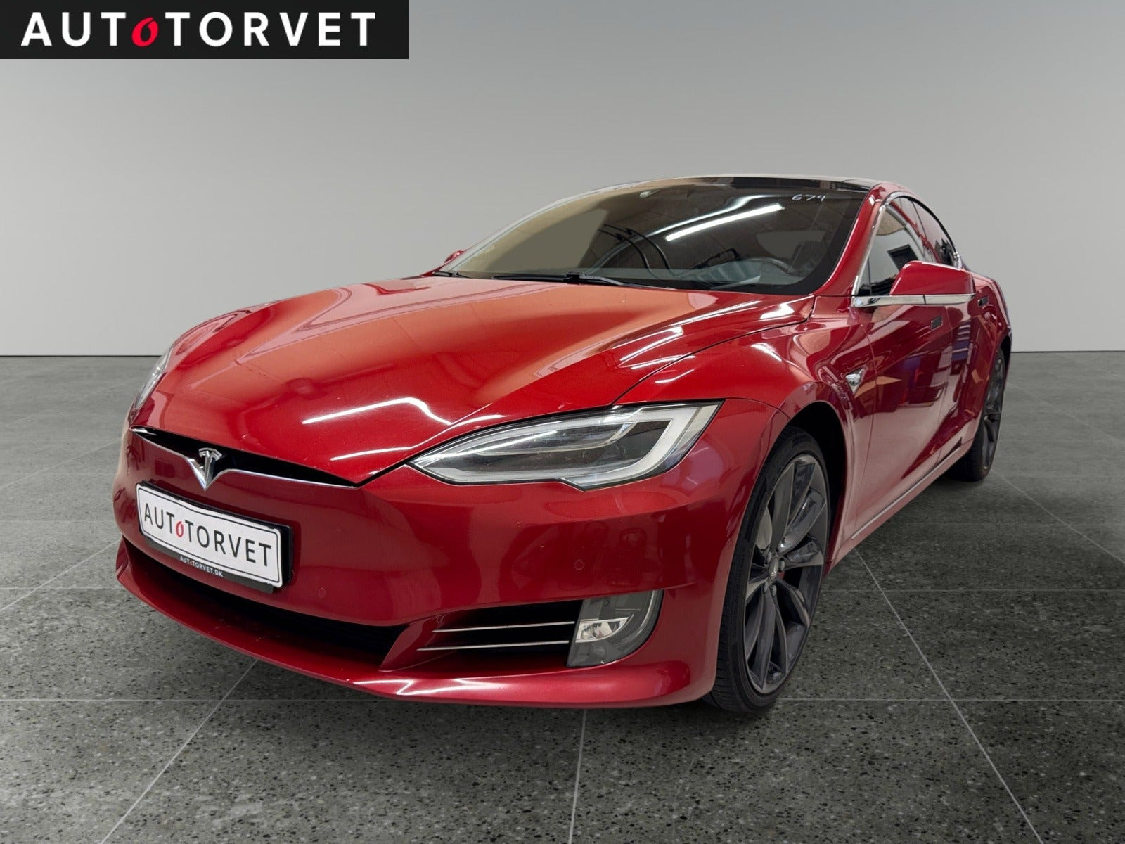 Tesla Model S 75D