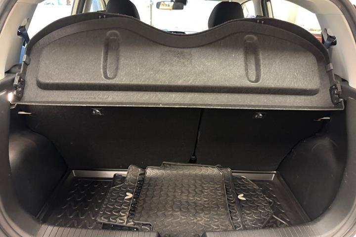 Hvid Hyundai i10 fra 2021