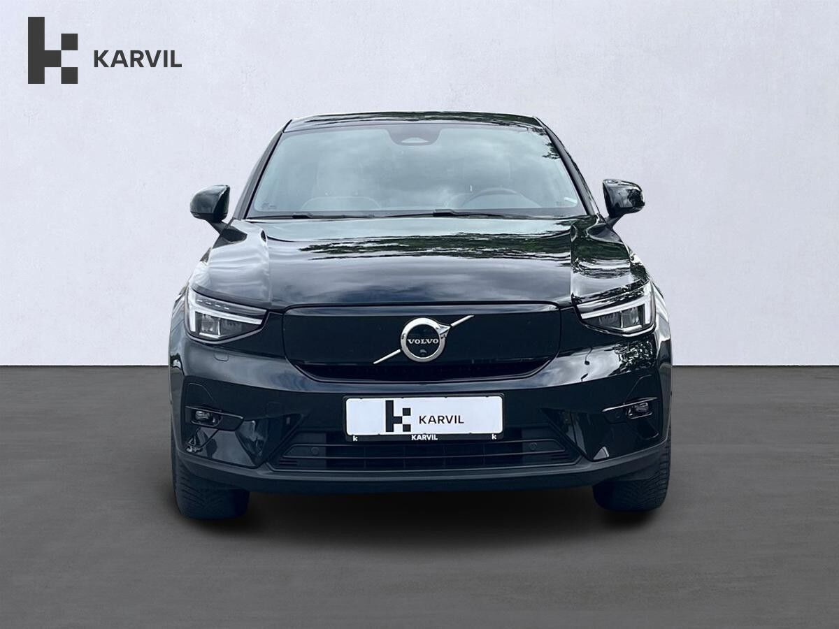 Sort Volvo C40 fra 2023