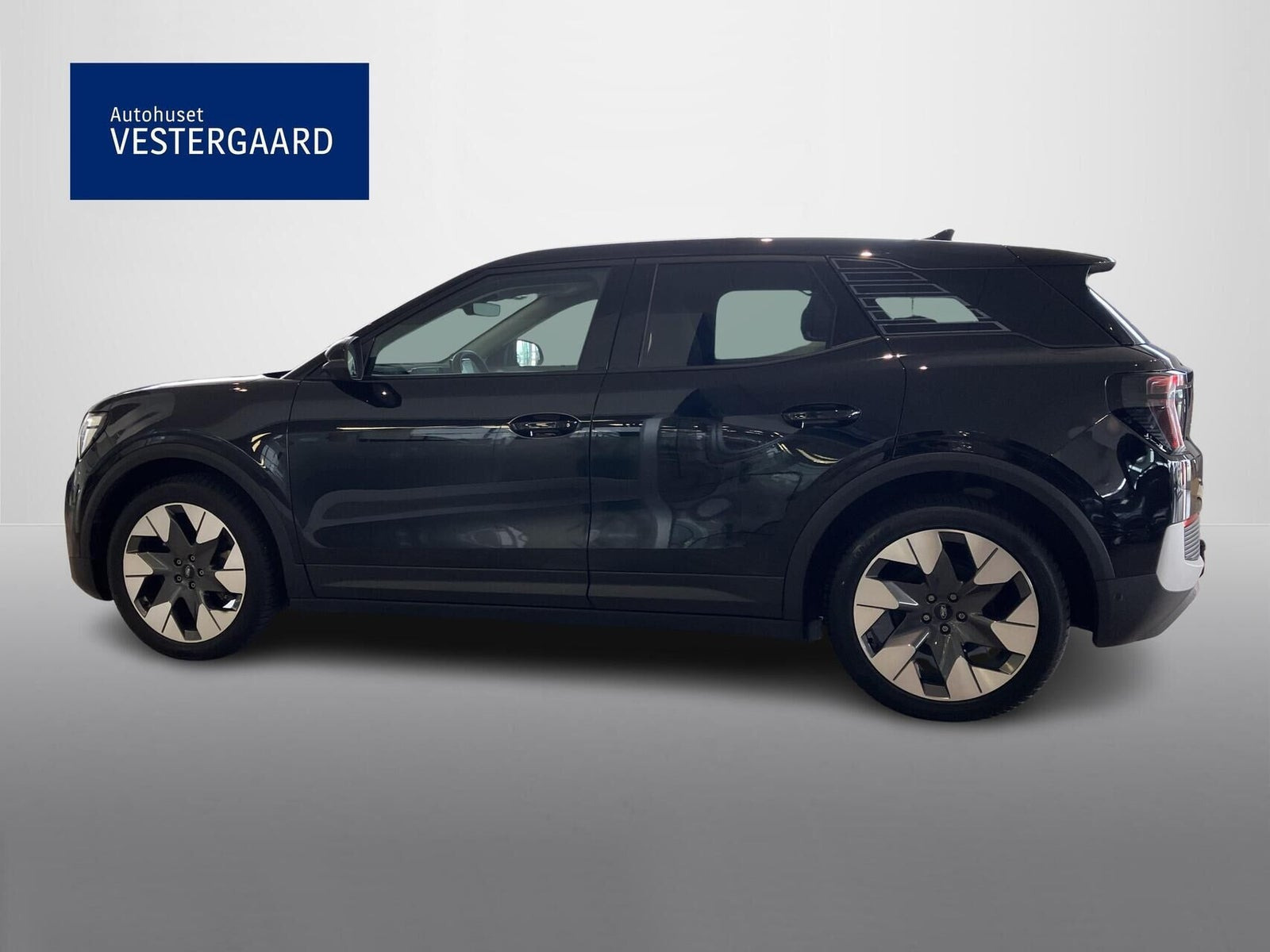 Sort Ford Explorer fra 2025