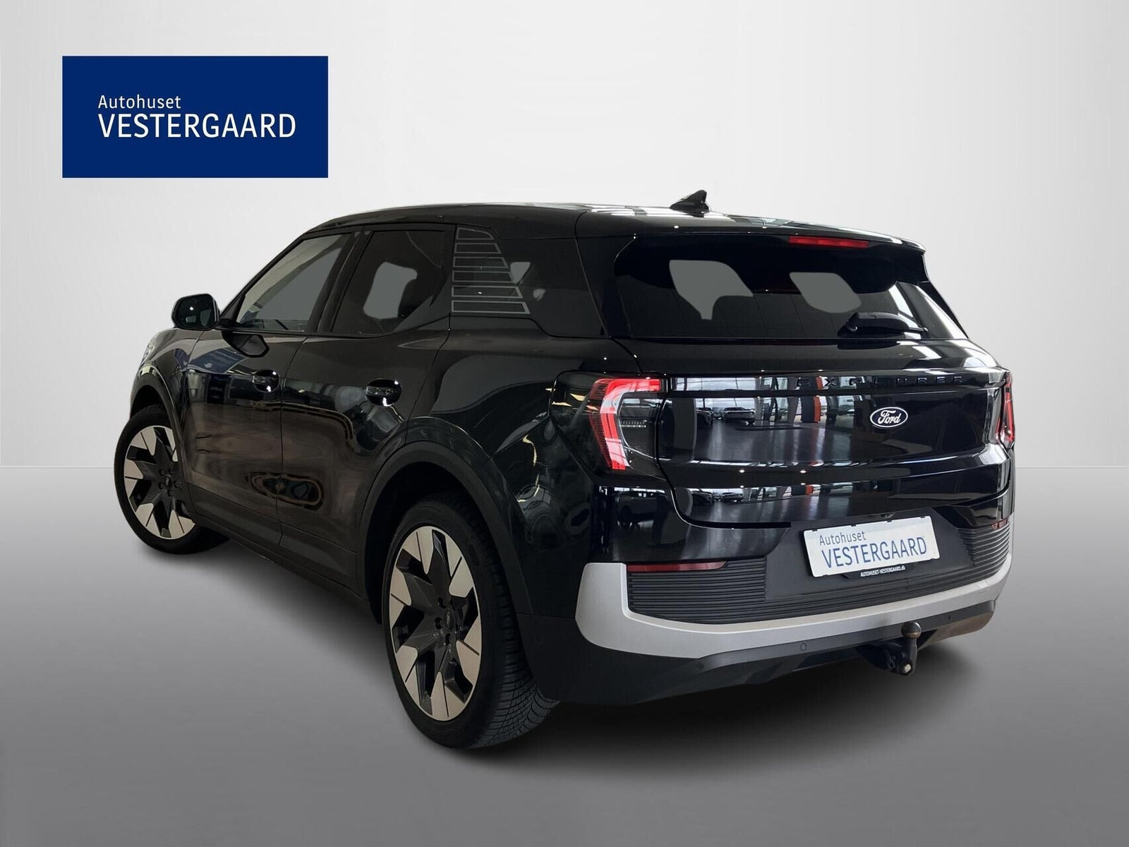 Sort Ford Explorer fra 2025