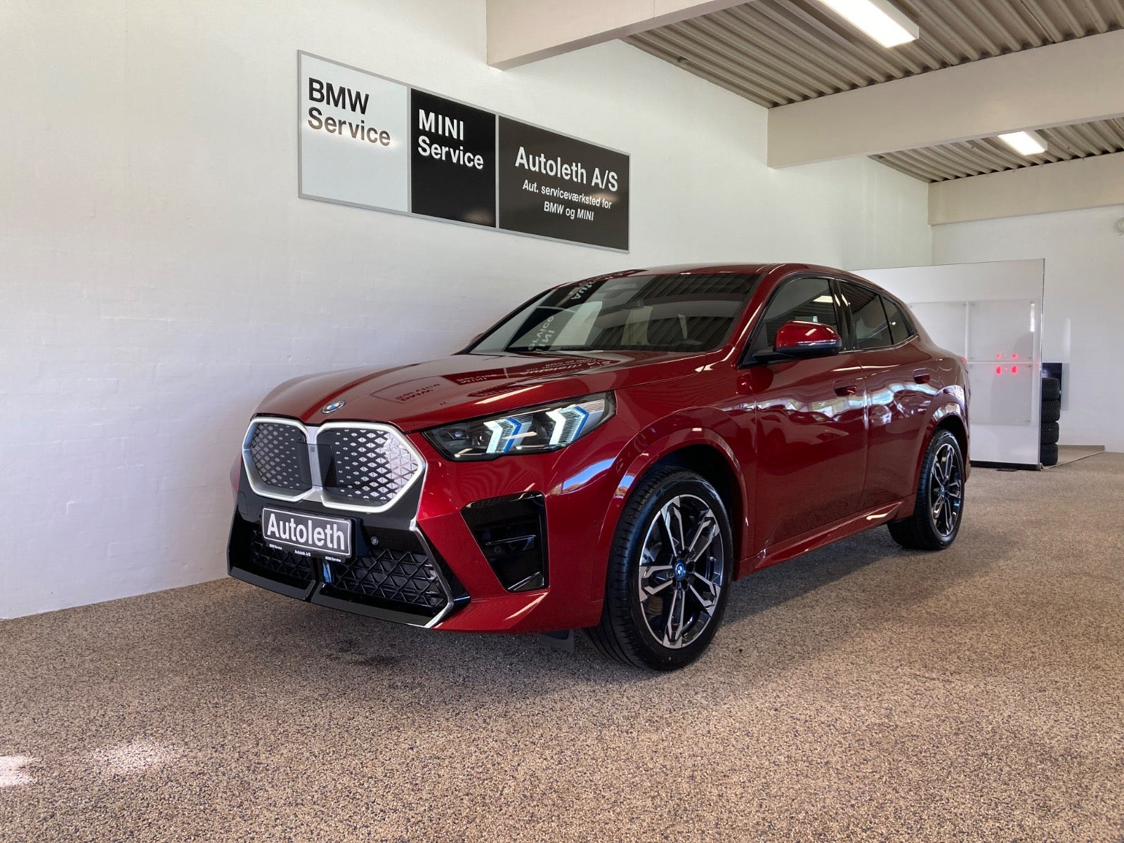 BMW iX2 xDrive30 M-Sport