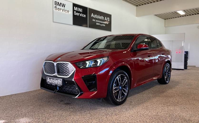 BMW iX2 xDrive30 M-Sport