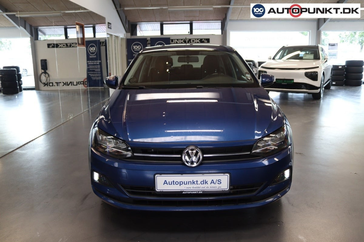 Blå VW Polo fra 2019