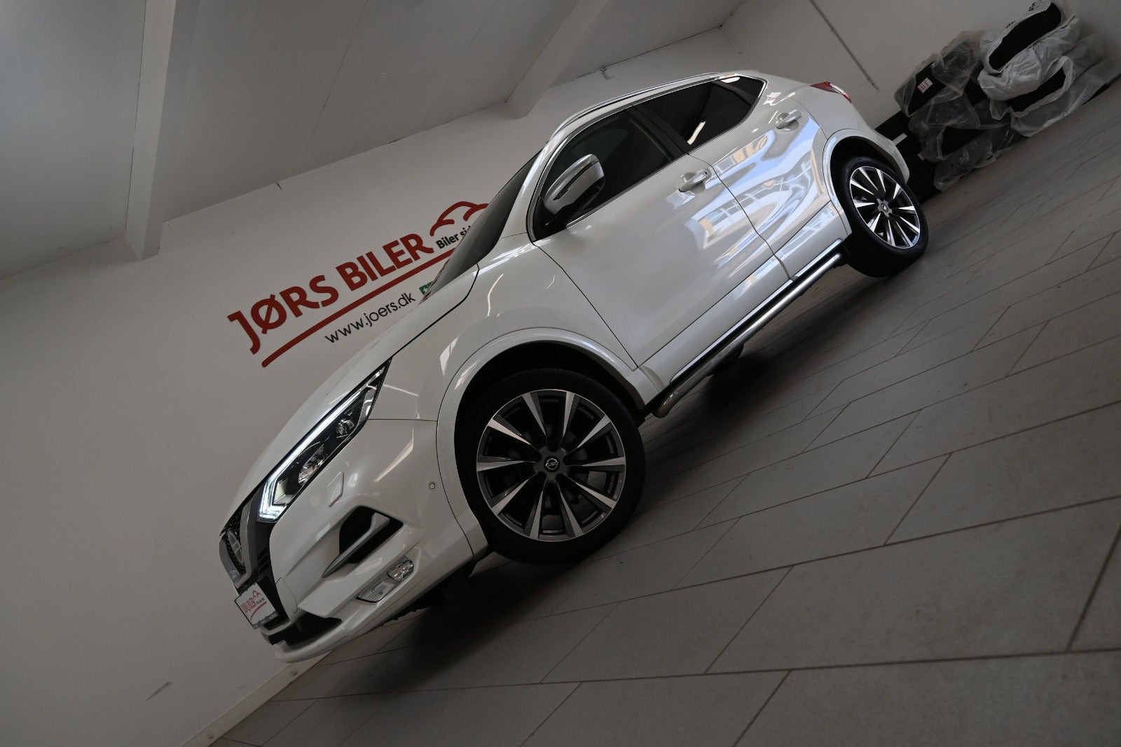 Hvid Nissan Qashqai fra 2019